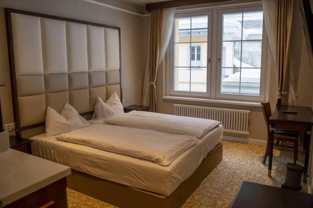 Scuol Palace - Culture, Nature & Health ภายนอก รูปภาพ